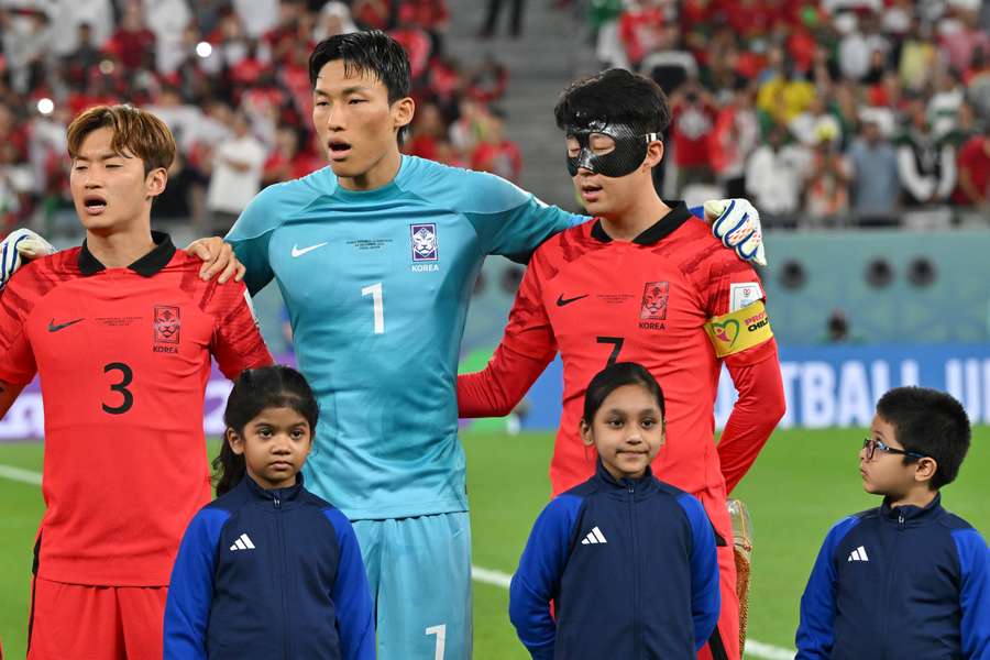 Sud-coreenii, în lacrimi după victoria dramatică a echipei naționale