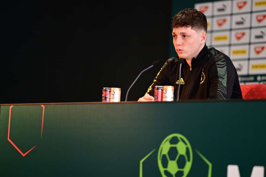 Ladislav Krejčí na tiskové konferenci před finále MOL Cupu.