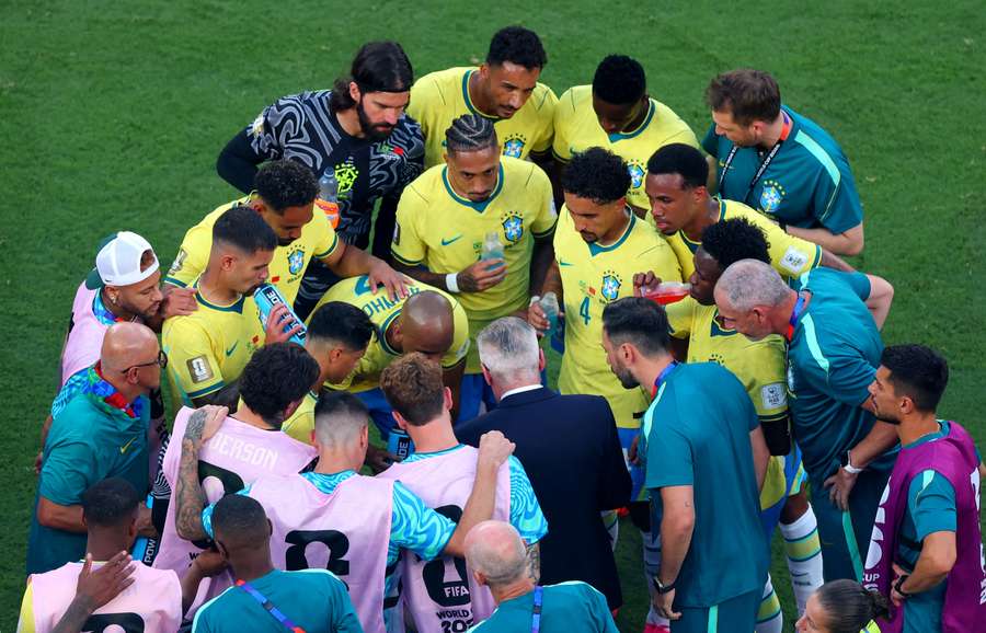 Seleção Brasileira beneficiou-se da pausa para hidratação Seleção Brasileira beneficiou-se da pausa para hidratação