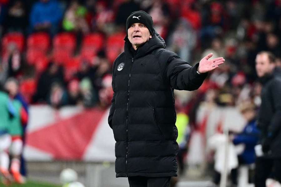 Trenér Slovácka Roman Skuhravý Trenér Slovácka Roman Skuhravý