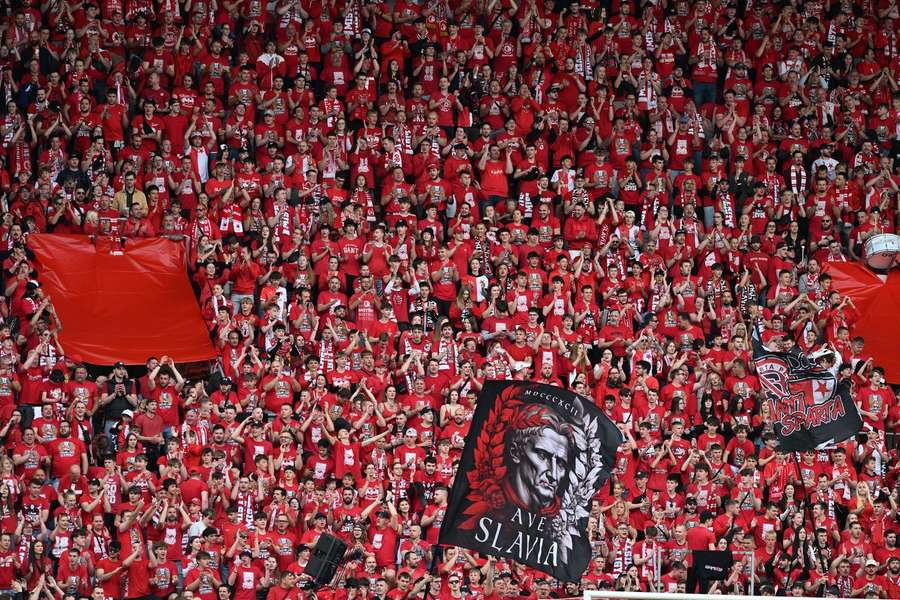 Nejvyšší průměrnou domácí návštěvnost měla na podzim Slavia.