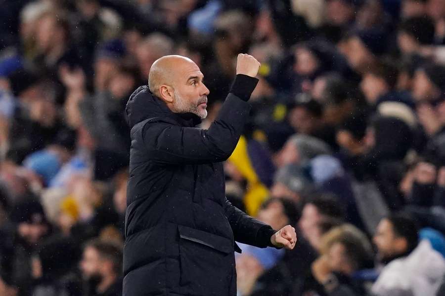 Manchester City se află pe locul trei în Premier League Manchester City se află pe locul trei în Premier League