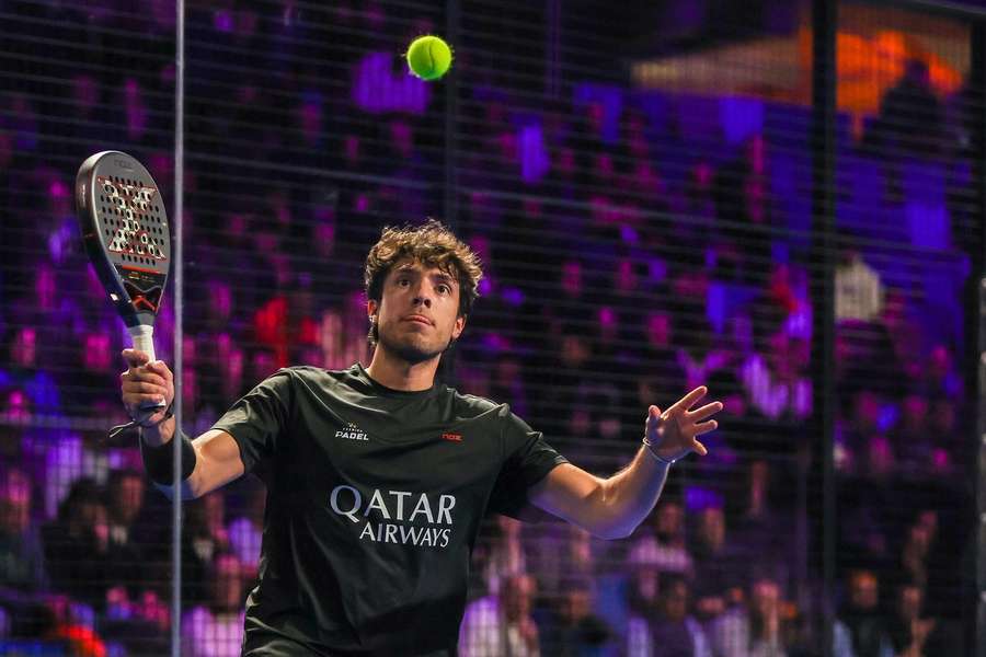 Agustin Tapia, uno dei migliori giocatori di padel al mondo nel 2025
