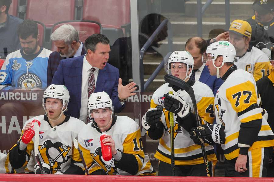 Pittsburgh Penguins coach Mike Sullivan