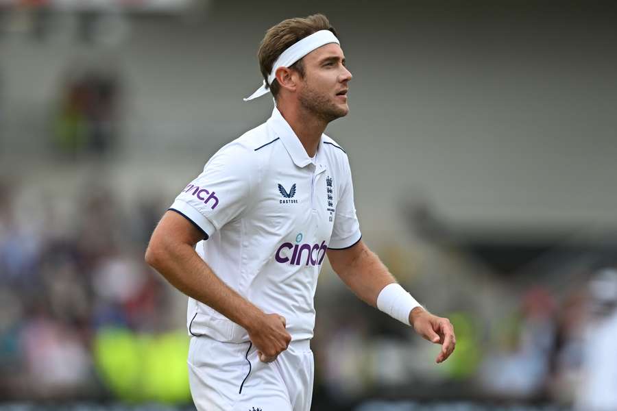 England's Stuart Broad prepares to bowl on day one of the third Ashes cricket Test match 