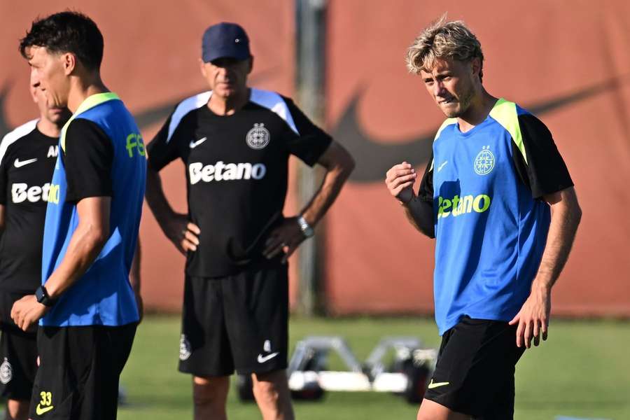 Baeten participou no treino do FCSB esta segunda-feira