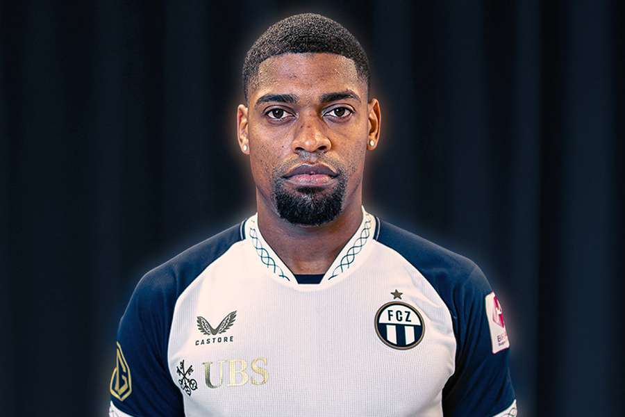 Ivan Cavaleiro tinha rescindido recentemente com o Tondela Ivan Cavaleiro tinha rescindido recentemente com o Tondela