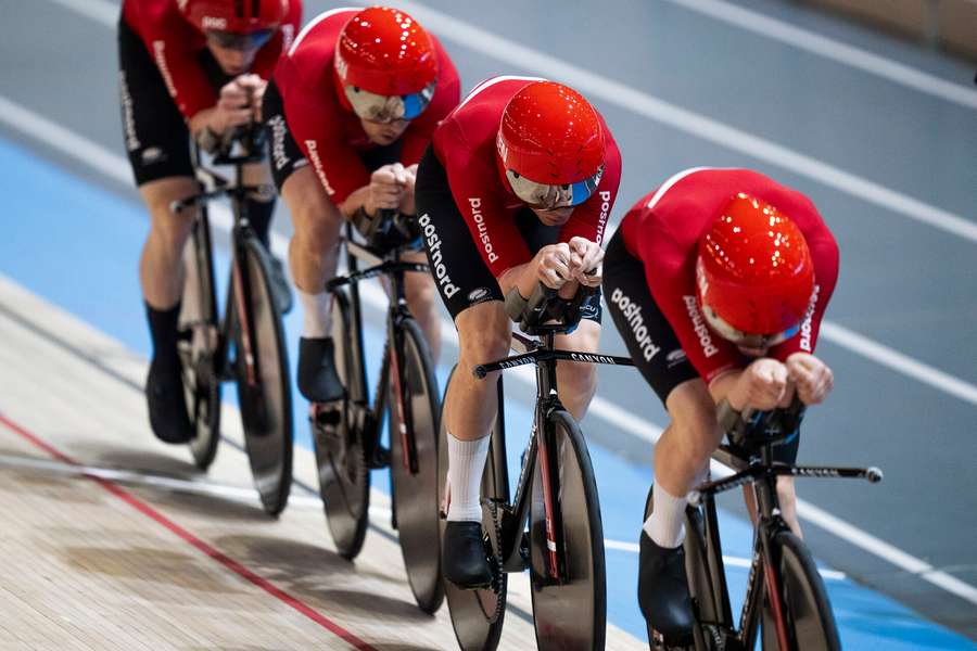 Frederik Rodenberg, Carl-Frederik Bévort, Niklas Larsen og Rasmus Lund fra Danmark under mændenes kvalifikation i 4000 meter holdforfølgelsesløb