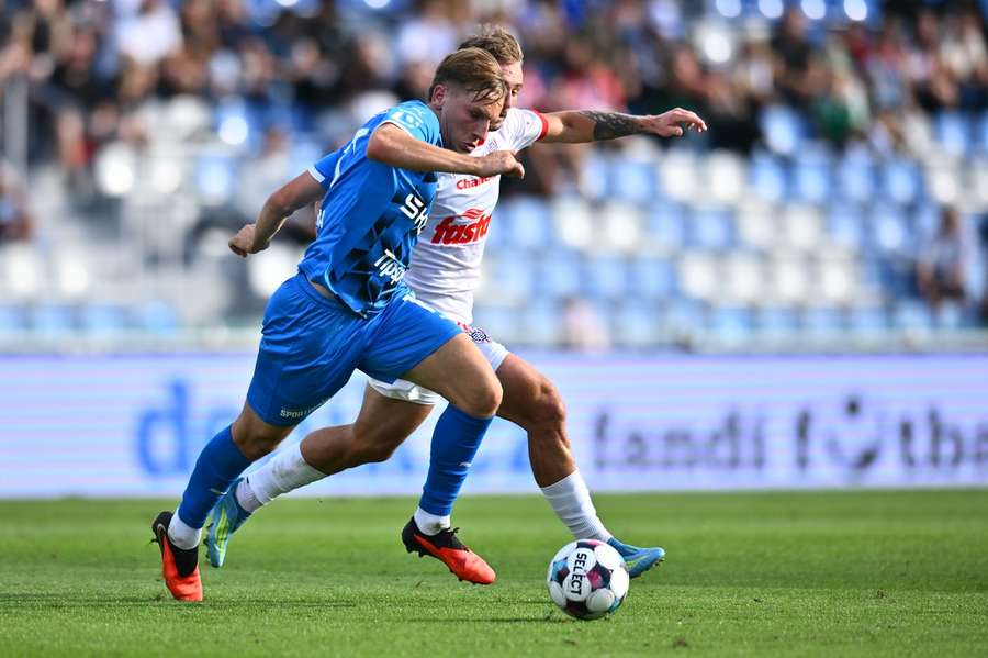 Martin Šubert v zápase se Zbrojovkou. Martin Šubert v zápase se Zbrojovkou.