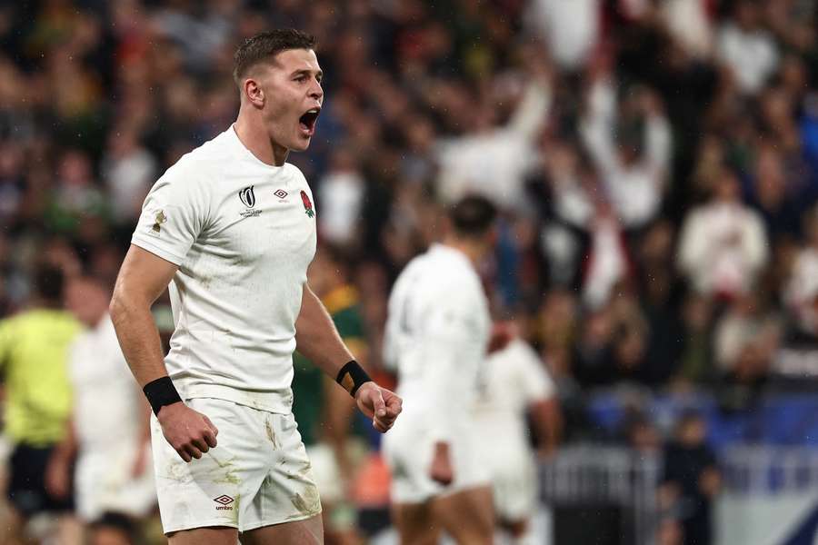 England full-back Freddie Steward reacts