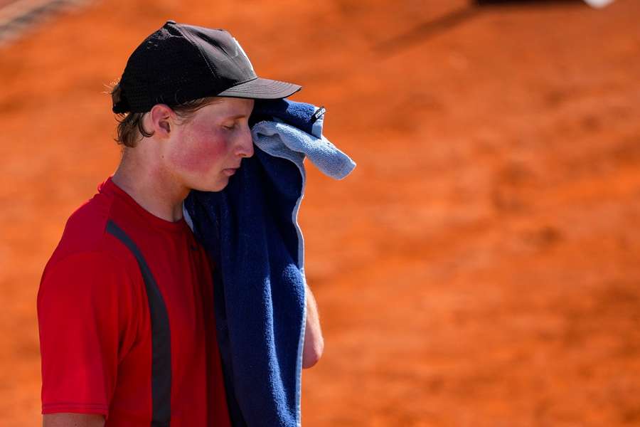 Elmer Moller the deciding rubber against Pablo Carreno-Busta