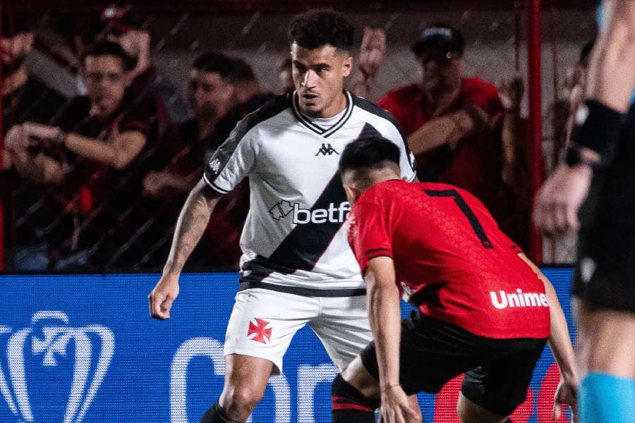 Coutinho jogou por mais de 70 minutos na partida