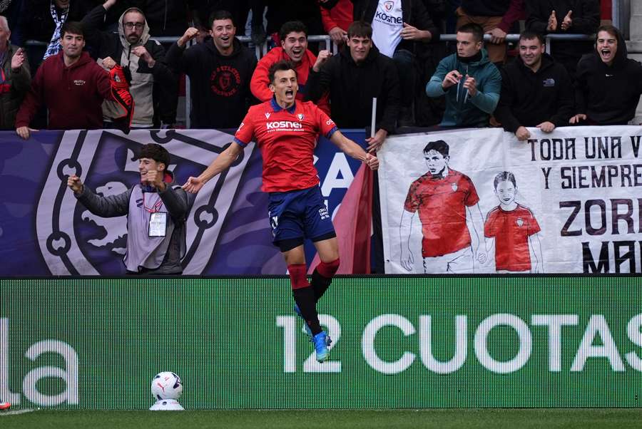 Budimir celebra su gol contra el Racing Budimir celebra su gol contra el Racing