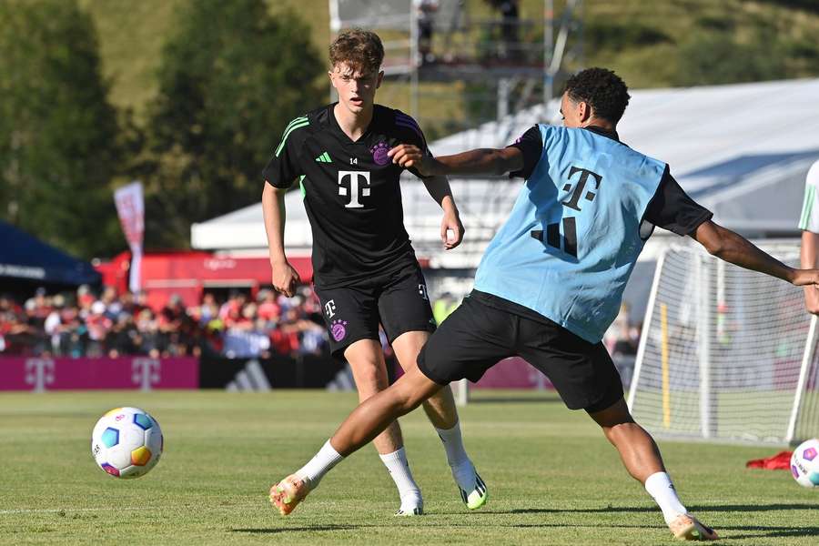 Zu Beginn der Saison 2023/24 spielten Wanner (l.) und Musiala kurzzeitig Seite an Seite bei den Bayern-Profis.