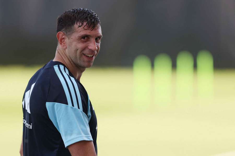 Juventus unwilling to pay Aston Villa's shockingly low Martinez asking price Juventus unwilling to pay Aston Villa's shockingly low Martinez asking price