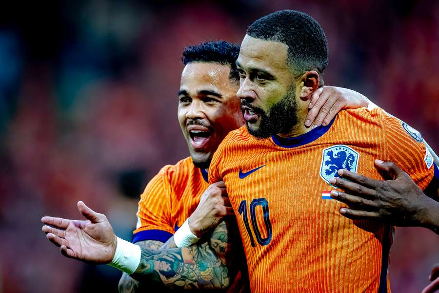 Memphis, do Corinthians, é um dos destaques da seleção holandesa