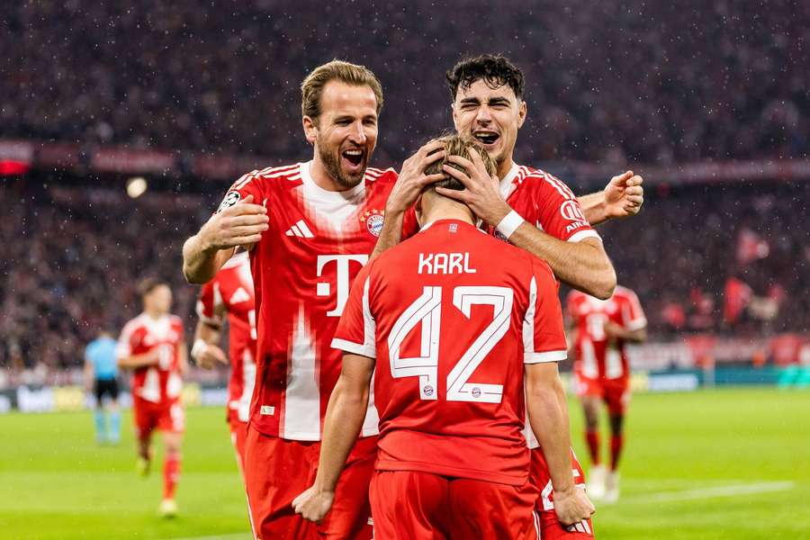 Grande liesse parmi les coéquipiers du Bayern Grande liesse parmi les coéquipiers du Bayern