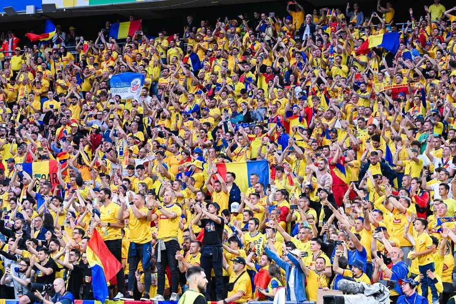 FRF a anunțat prețurile biletelor pentru România - Țara Galilor FRF a anunțat prețurile biletelor pentru România - Țara Galilor