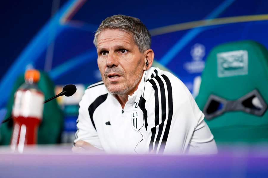 Dietmar Kuhbauer, treinador do LASK Linz Dietmar Kuhbauer, treinador do LASK Linz