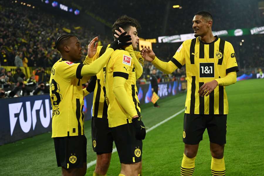 Reyna aduce în ultimul minut victoria lui Dortmund pe terenul lui Mainz