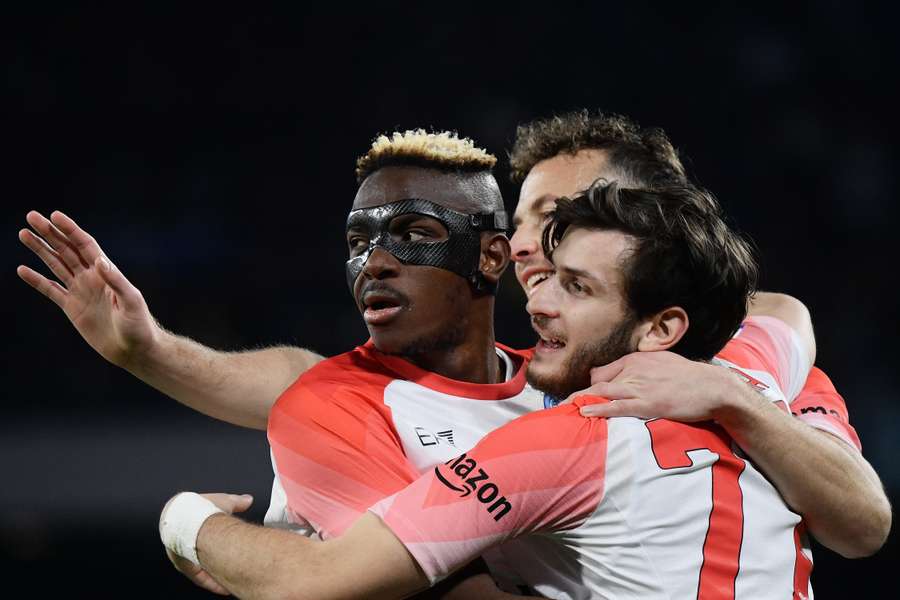 Serie A : Naples s'impose 3-0 face à Cremonese