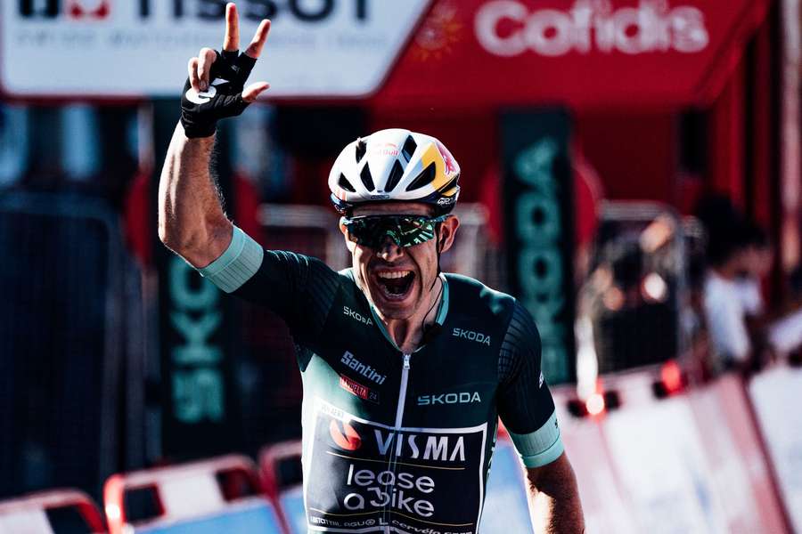 Wout van Aert bude úspechy navždy zbierať už len vo farbách Visma-Lease.