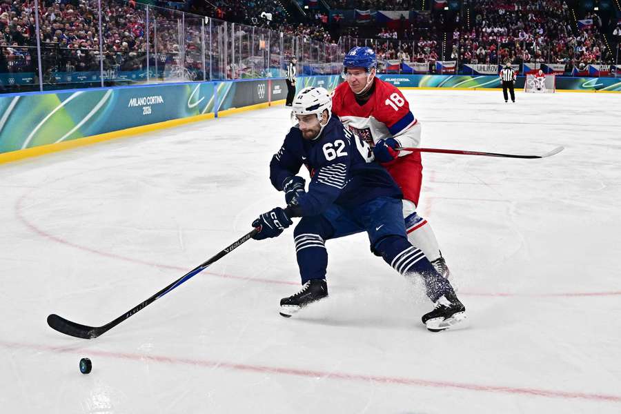 Češi slaví úvodní gól utkání. Češi slaví úvodní gól utkání.