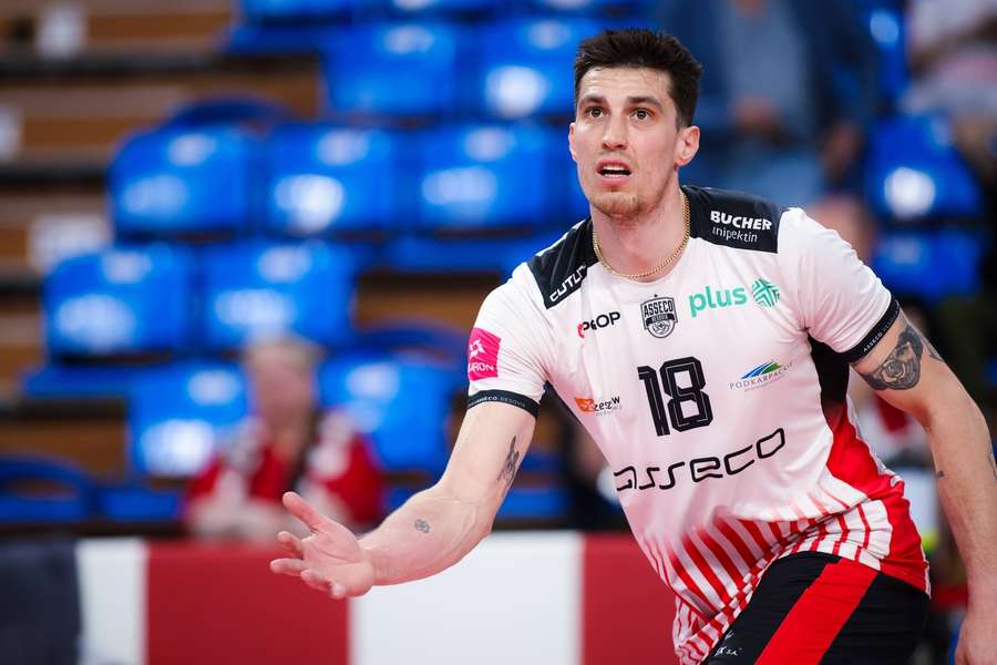 Klemen Cebulj przerwał reprezentacyjną "emeryturę" i został transferem medycznym Słowenii ME Klemen Cebulj przerwał reprezentacyjną "emeryturę" i został transferem medycznym Słowenii ME