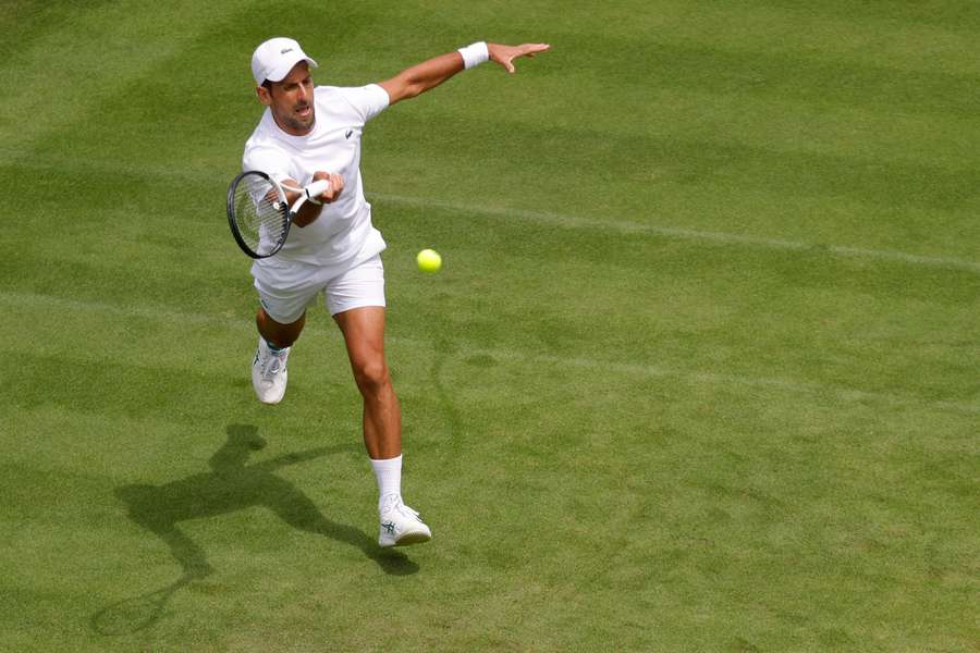 Djokovic în acțiune în timpul antrenamentului