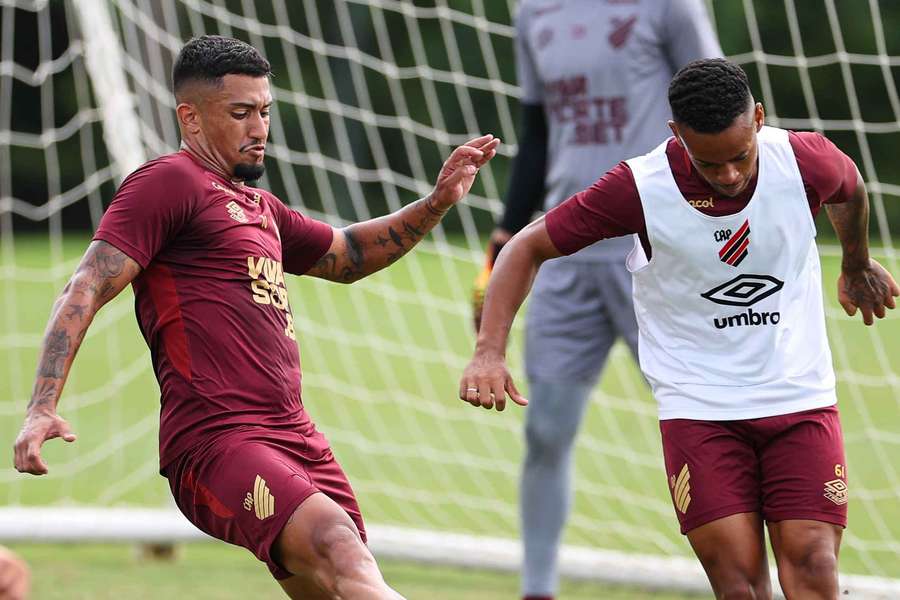 O Athletico-PR voltará a jogar a Série B após 13 anos