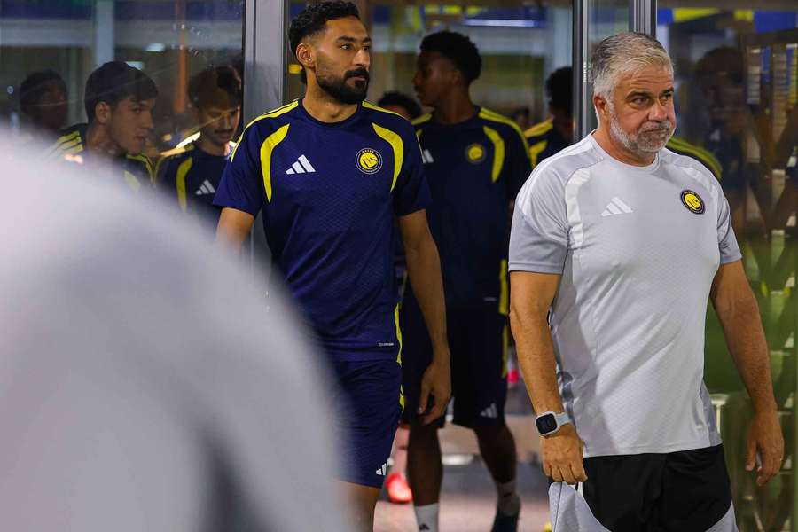 Ange Postecoglou foi obrigado a dar um dia de folga ao plantel Ange Postecoglou foi obrigado a dar um dia de folga ao plantel