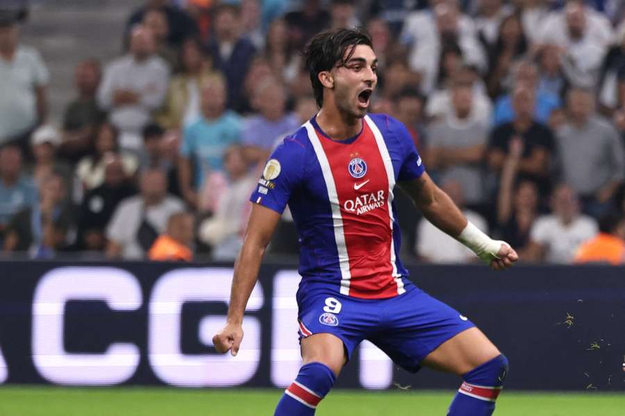 Ferran Torres wszedł do PSG z przytupem. Takiego początku nie miał nikt od Ibrahimovicia Ferran Torres wszedł do PSG z przytupem. Takiego początku nie miał nikt od Ibrahimovicia