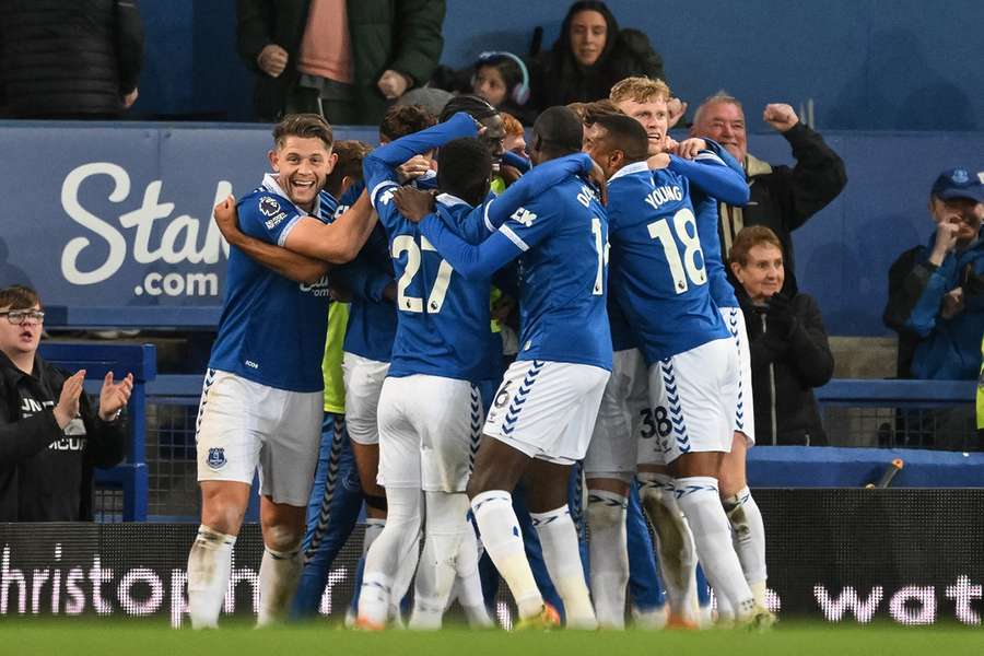 Everton viert de 2-0 van Dominic Calvert-Lewin
