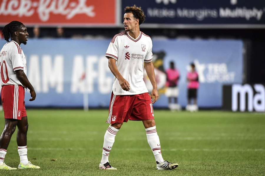 Smicer would be "very sad" to see Curtis Jones join Inter: If Iraola wants him to stay... Smicer would be "very sad" to see Curtis Jones join Inter: If Iraola wants him to stay...