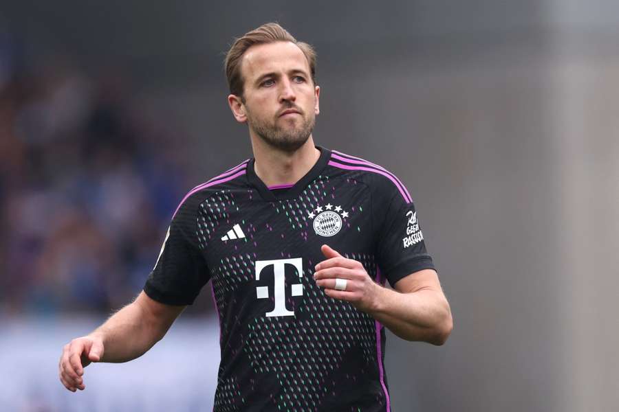 Harry Kane torceu o tornozelo na vitória do Bayern sobre o Darmstadt