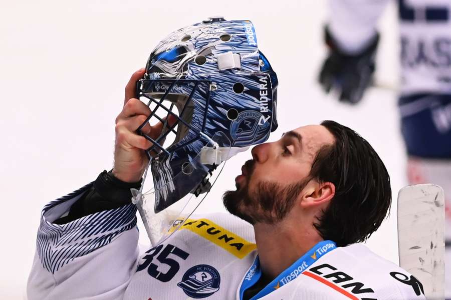 Ochrona szyi będzie obowiązkowa w hokeju na lodzie ze skutkiem natychmiastowym