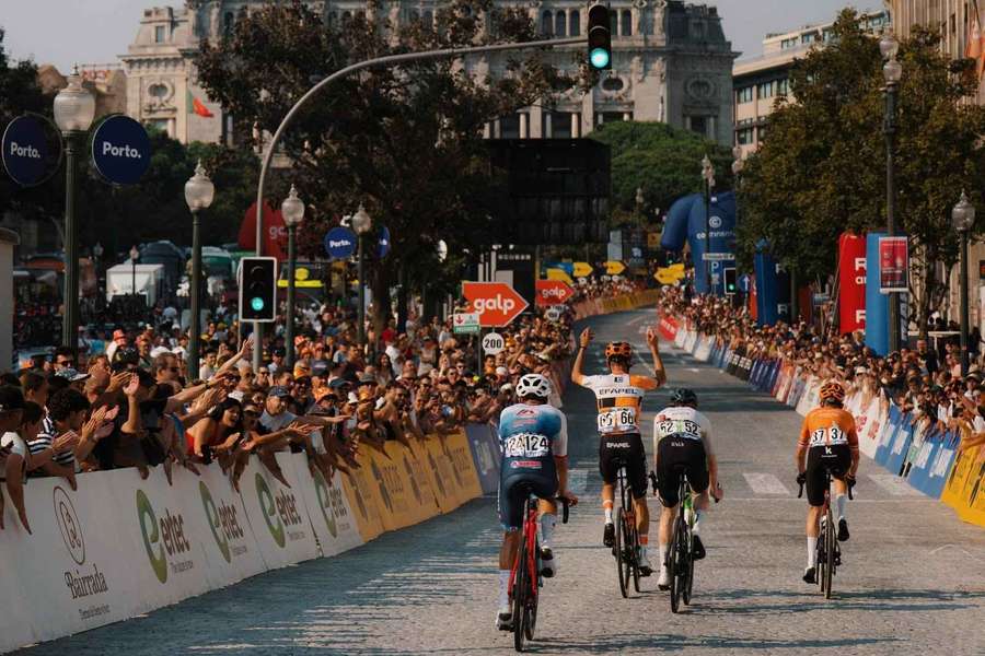 87.ª Volta a Portugal em bicicleta terminou no Porto, este domingo