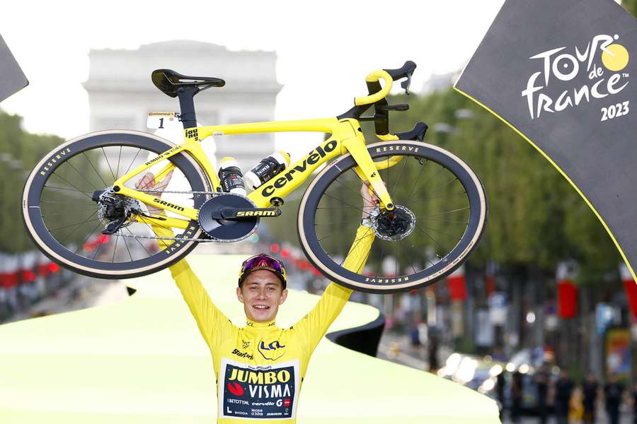 Drużyna zwycięzcy Tour de France oficjalnie zmieniła nazwę