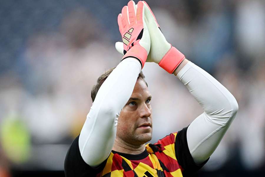 Neuer vor der Partie gegen Curacao
