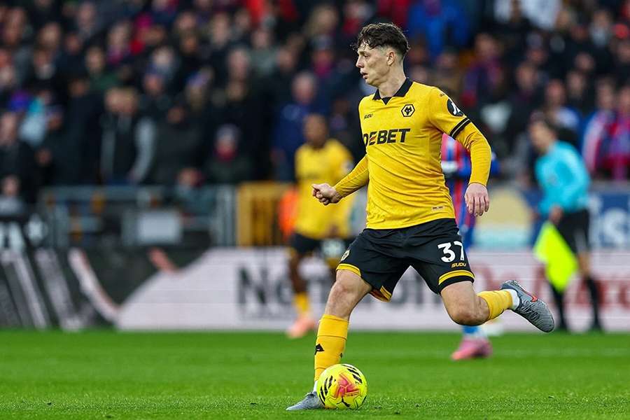 Krejčí naskočil proti Arsenalu na pozici záložníka. Krejčí naskočil proti Arsenalu na pozici záložníka.