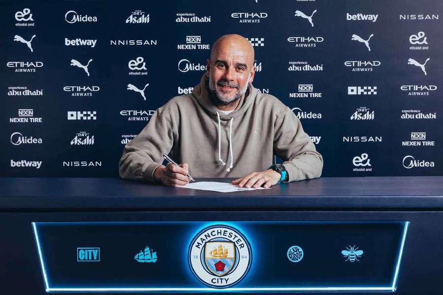 Pep Guardiola rămâne antrenorul lui Manchester City