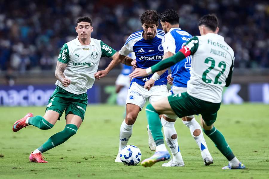Palmeiras e Cruzeiro estão na parte de cima nas duas classificações