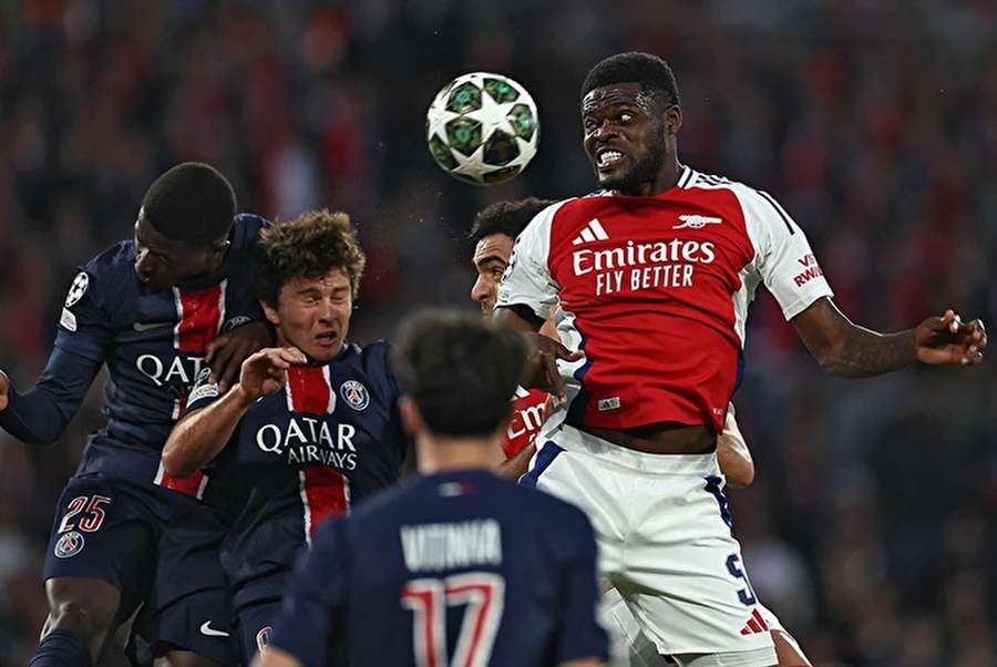 Thomas Partey v utkání proti PSG