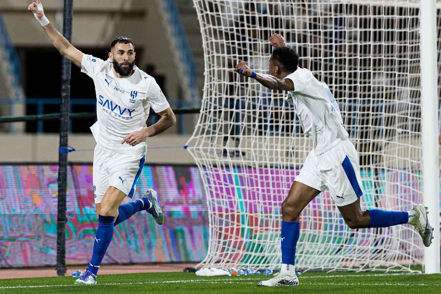 Karim Benzema apontou um hat trick na estreia pelo Al Hilal