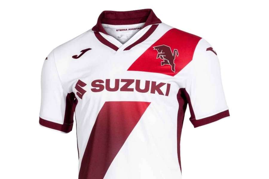 La nuova maglia away La nuova maglia away