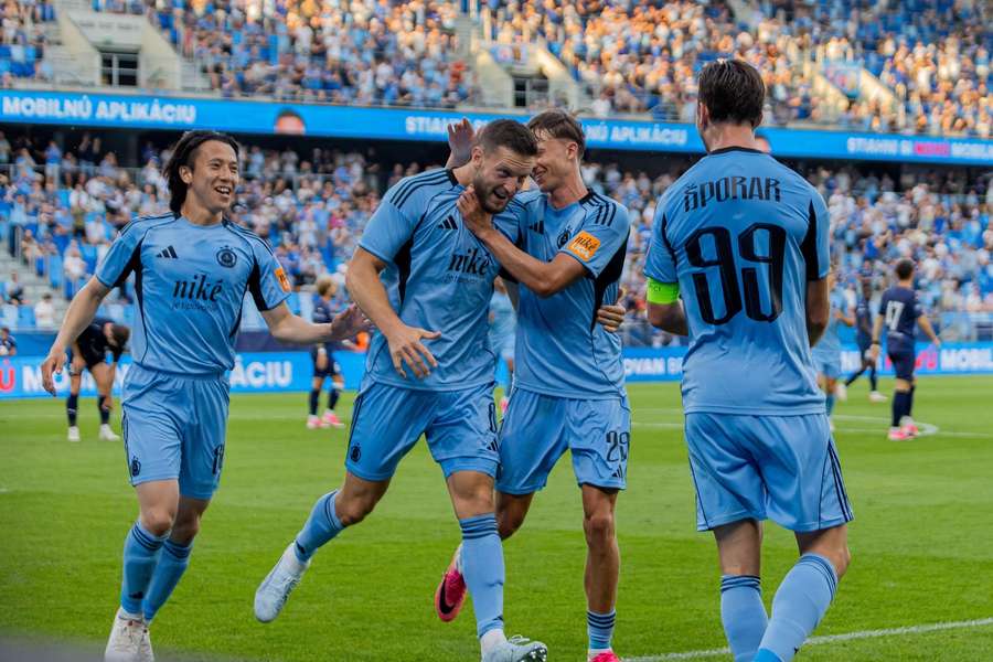 Slovan spoznal prípadného súpera v treťom predkole. Slovan spoznal prípadného súpera v treťom predkole.