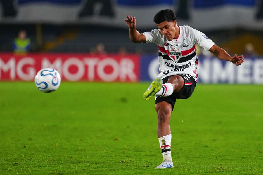 Nicolas tem 7 jogos pelo time principal do São Paulo Nicolas tem 7 jogos pelo time principal do São Paulo