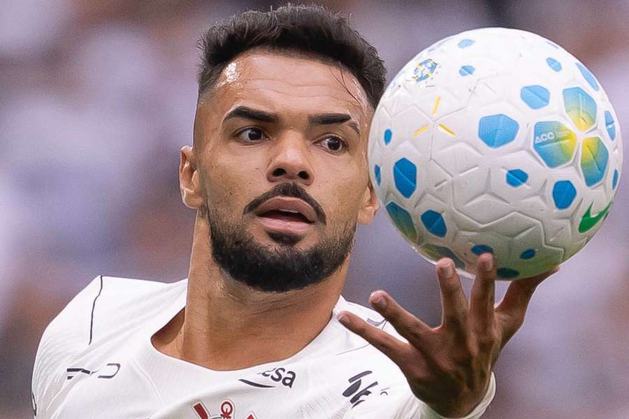 Caso Raniele ainda não foi solucionado e é motivo de disputa entre Corinthians e Cuiabá Caso Raniele ainda não foi solucionado e é motivo de disputa entre Corinthians e Cuiabá