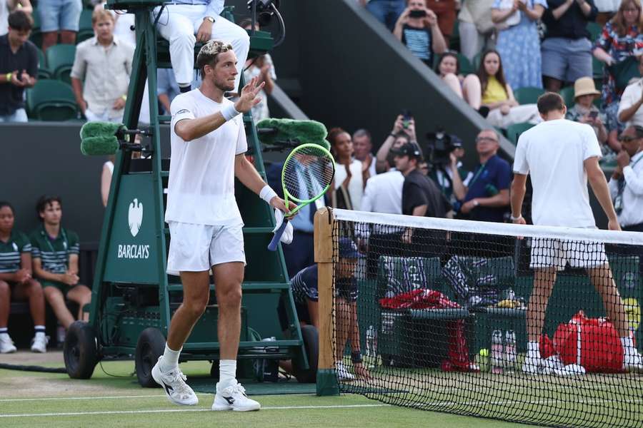 Jan-Lennard Struff hat sich ins Viertelfinale von Wimbledon gekämpft. Jan-Lennard Struff hat sich ins Viertelfinale von Wimbledon gekämpft.