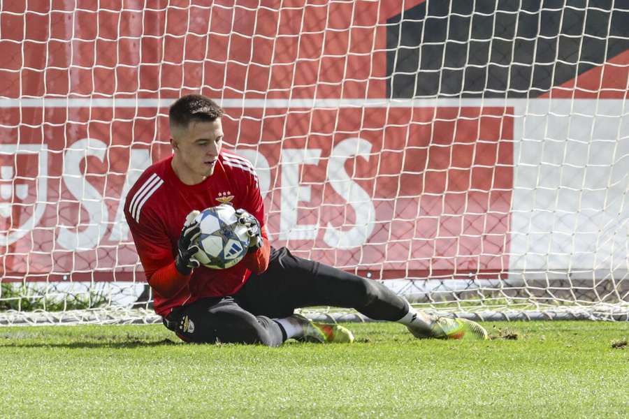 Trubin no último treino em Lisboa